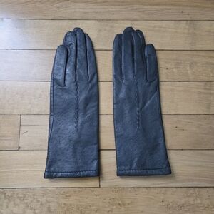 Vintage Genuine Leather Womens Womans Gray Grey Driving Gloves, size Medium